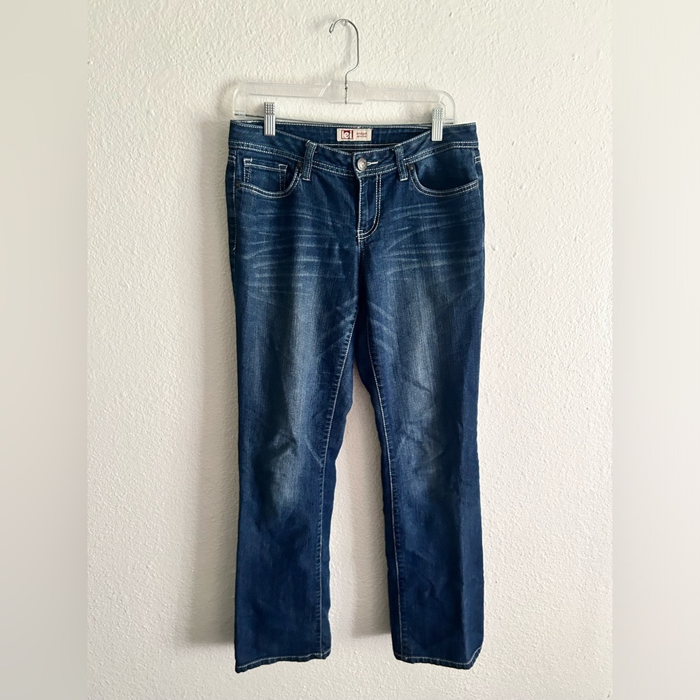lei low-mid rise curvy boot cut jeans